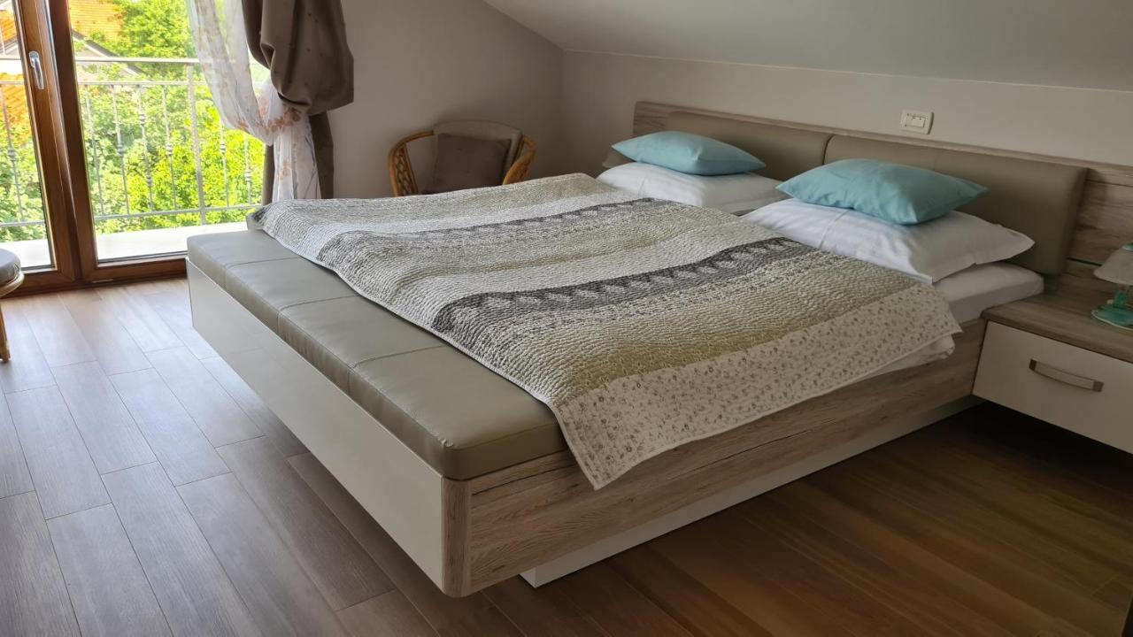Villa Amalia Apartments Malinska Bagian luar foto