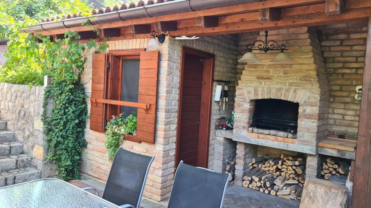Villa Amalia Apartments Malinska Bagian luar foto