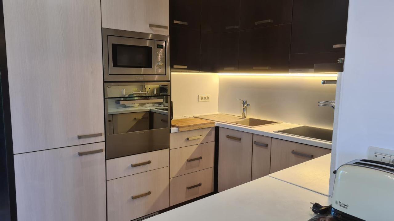 Villa Amalia Apartments Malinska Bagian luar foto