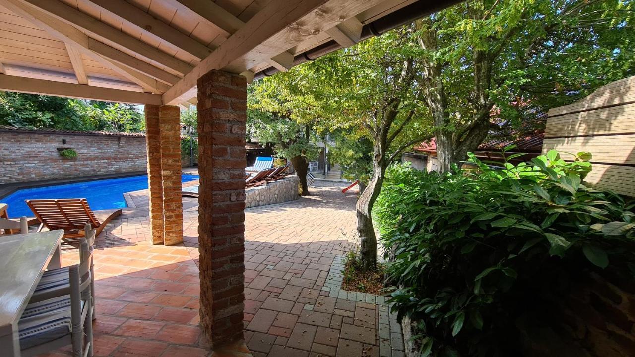 Villa Amalia Apartments Malinska Bagian luar foto