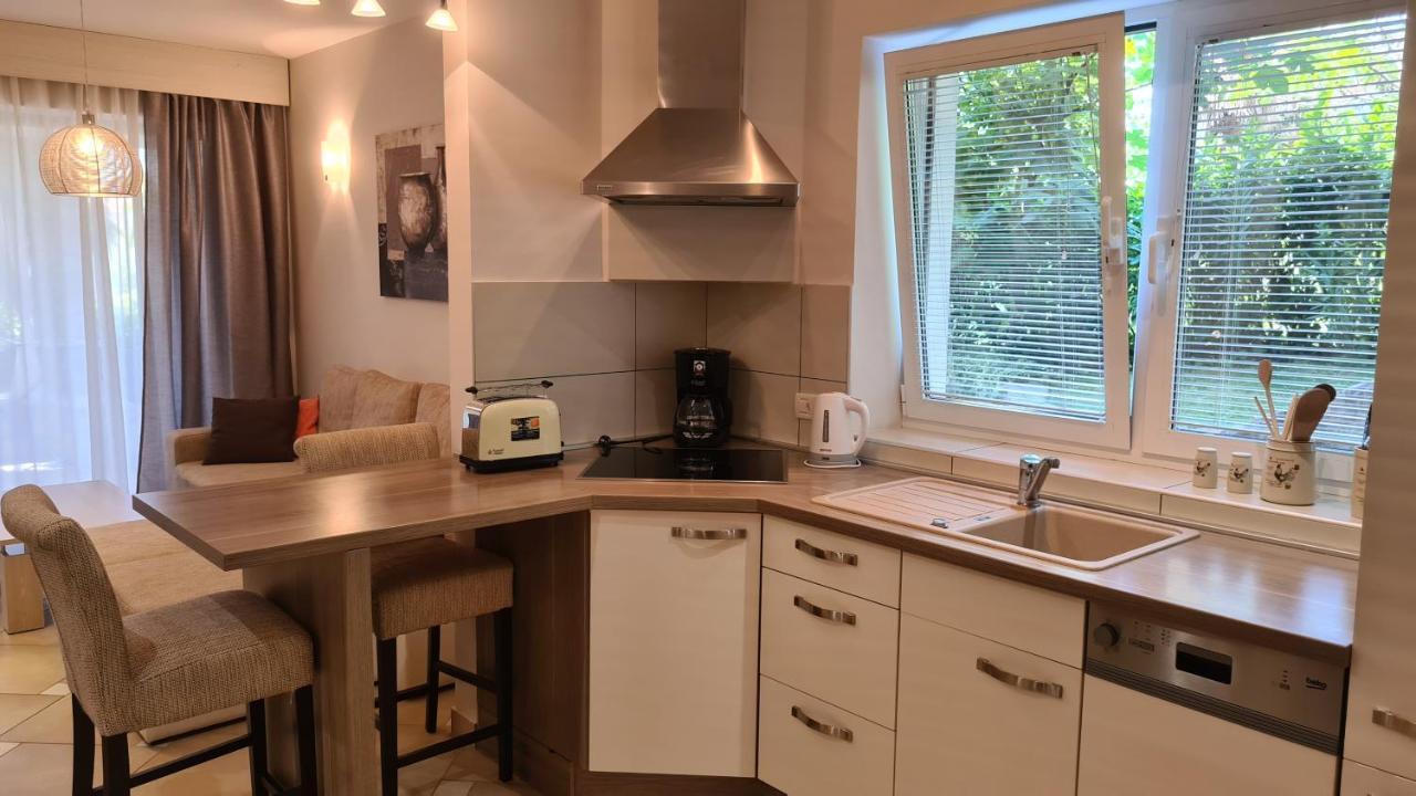 Villa Amalia Apartments Malinska Bagian luar foto