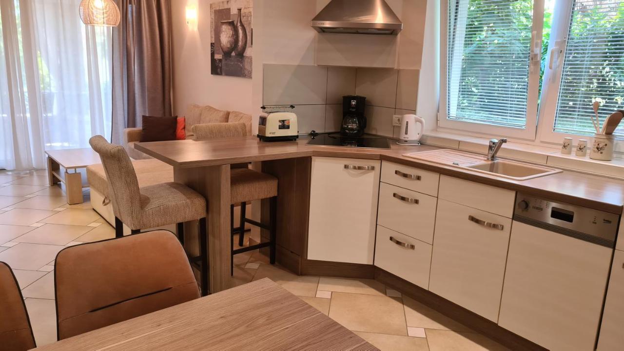Villa Amalia Apartments Malinska Bagian luar foto