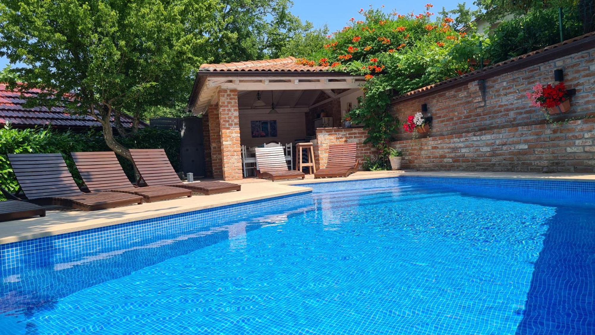 Villa Amalia Apartments Malinska Bagian luar foto