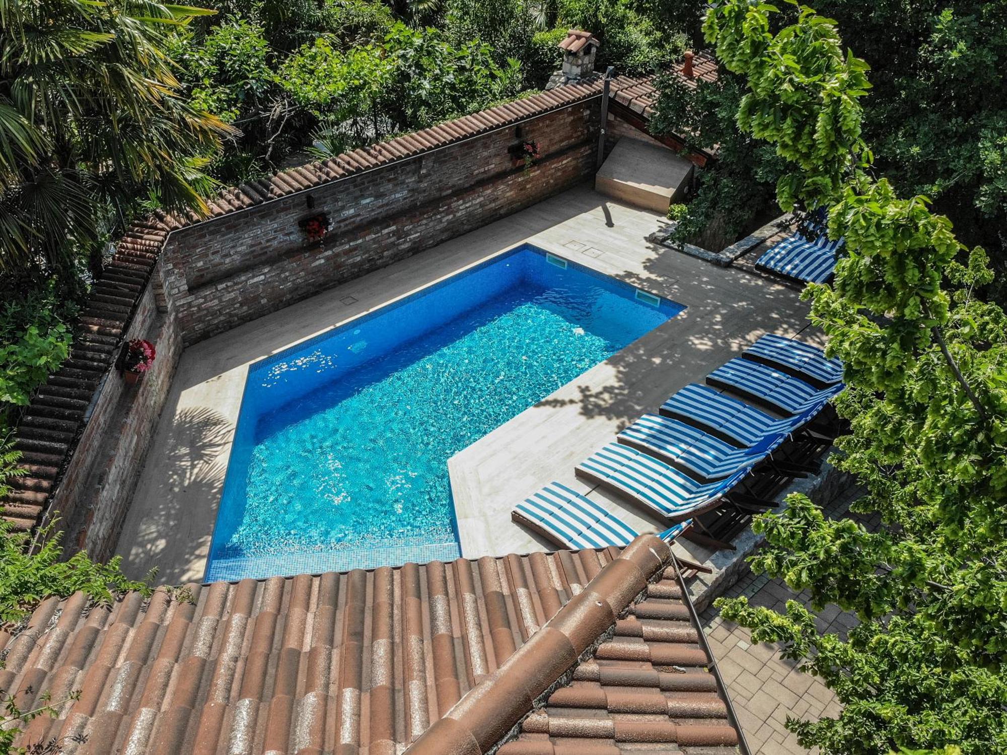 Villa Amalia Apartments Malinska Bagian luar foto